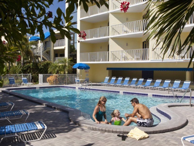 Alden Suites - A Beachfront Resort St. Pete Beach Exterior photo